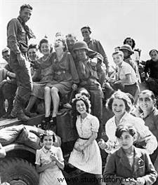파리 해방(1944년 8월 25일) 