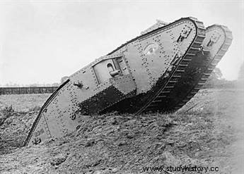 WWI 탱크와 탱크 