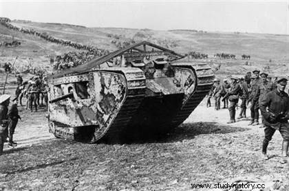 WWI 탱크와 탱크 
