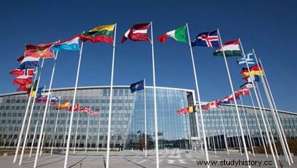 NATO - 北大西洋条約機構 