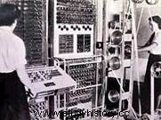 최초의 컴퓨터(ENIAC, 1946) 