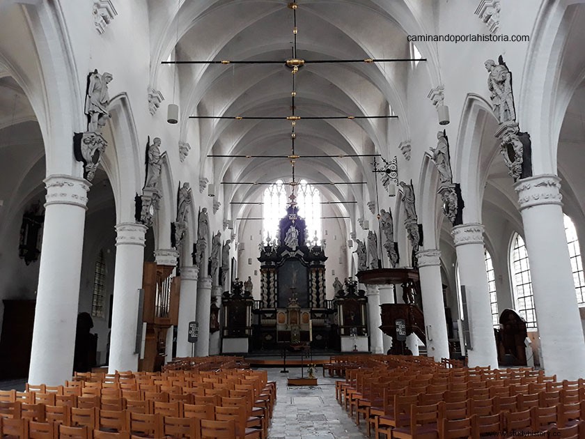 21세기 중세에 접근하는 방식, 플랑드르 베긴회(Flemish Beguinages). 