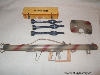 Raketenpanzerbüchse 또는 Panzerschreck (독일) 