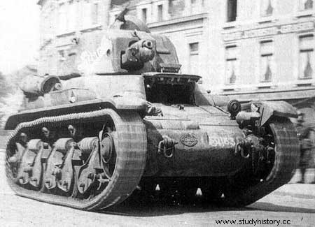 르노 R-35 