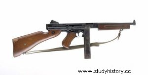 톰슨 M1921 (M1928, M1) 