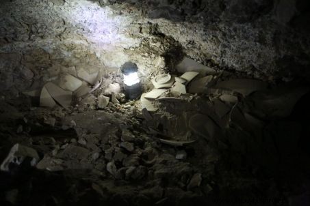 死海文書：クムランで新たな洞窟発見 