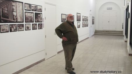 베이루트 예수회의 사진 보물 