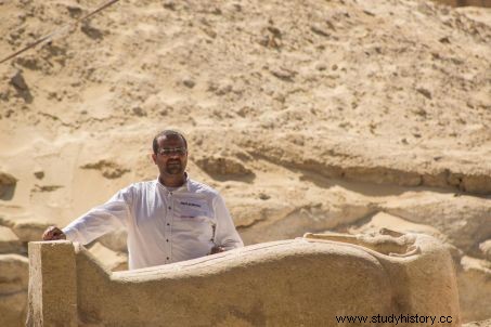 エジプトの砂漠で新たな墓地遺跡が発見される 