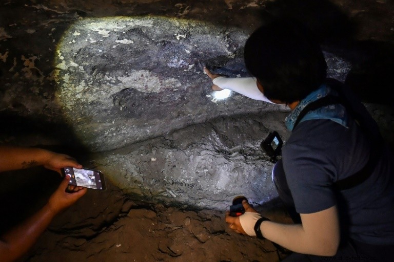 タイのジャングル奥地で数千年前の絵画が発掘される 