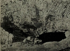 메시나의 에우헤메로스가 제우스, 우라노스, 크로노스의 탄생과 죽음에 관한 기록을 발견했을 때 
