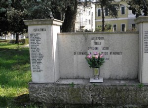 The Cephalonia Massacre:the extermination of 5,000 Italian soldiers at the hands of the Germans 
