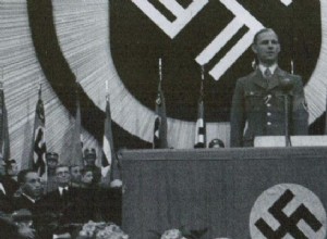 히틀러의 남자, 성공한 남자! 탈나치화는 실제로 어떤 모습이었나요? 