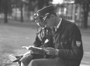 Ученик средней школы в постели с горничной. Сексуальная инициация наших прадедов 