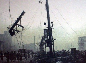 Ядерные бомбы заставили японцев сдаться. 