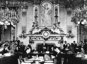 1945년 5월 9일:히틀러가 무릎을 꿇은 날 