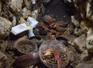В Гватемале обнаружена нетронутая королевская гробница майя 