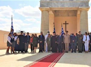 Egyptians pay respect to the dead of El Alamein 