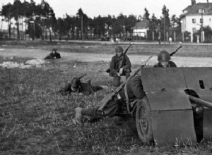 Львов – 1939 год:НЕМЦЫ И СОВЕТЫ СРАЖАЮТСЯ ВМЕСТЕ против героических поляков. 
